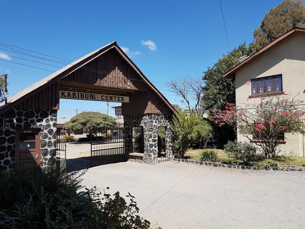 Karibuni Center Hotell Mbeya Eksteriør bilde