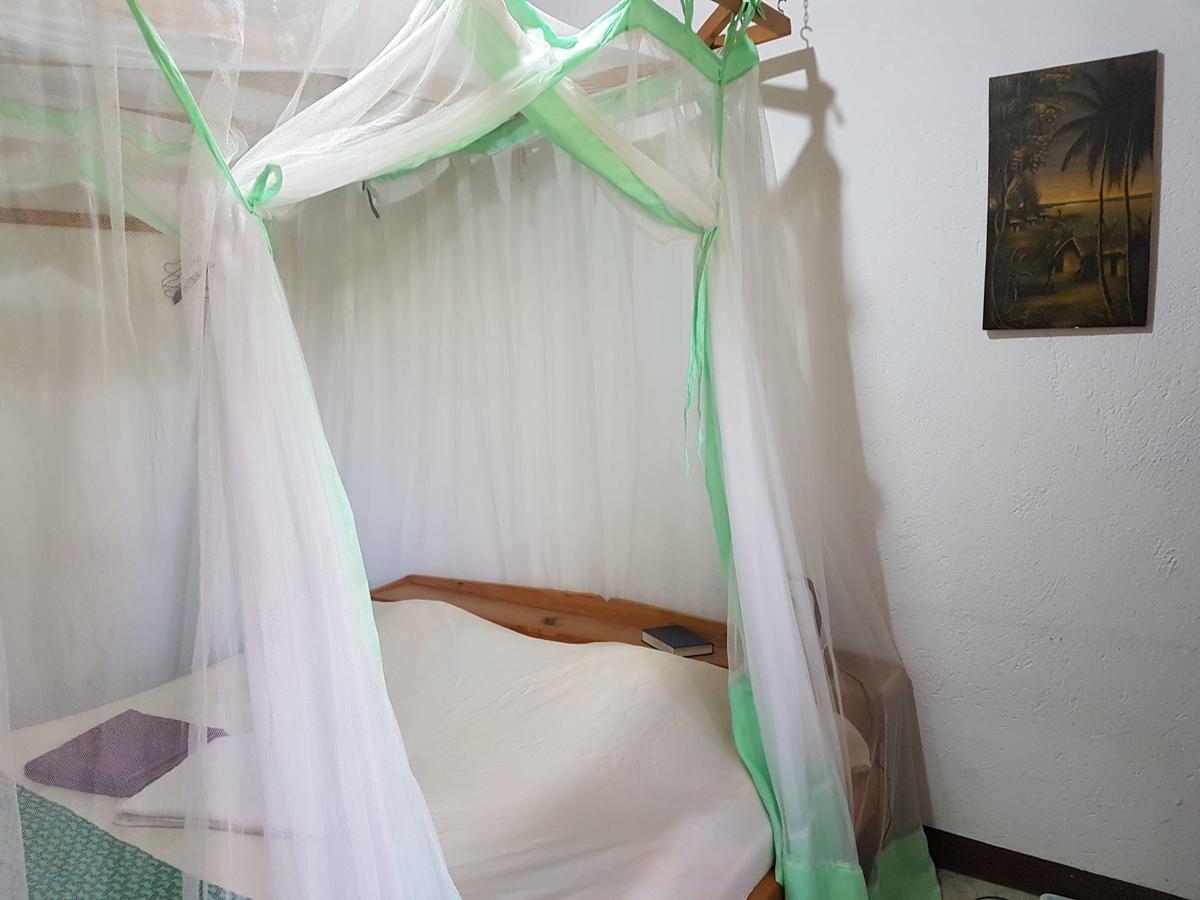 Karibuni Center Hotell Mbeya Eksteriør bilde